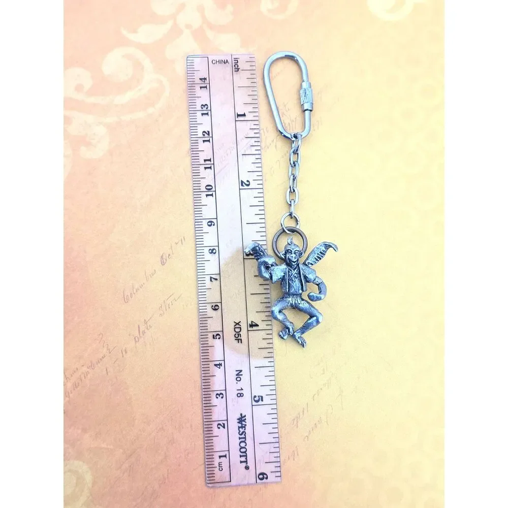Vintage Pewter Wizard of Oz Flying Monkey Keychain 1998 Comstock  4.25